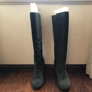 Jessica Simpson heel boots